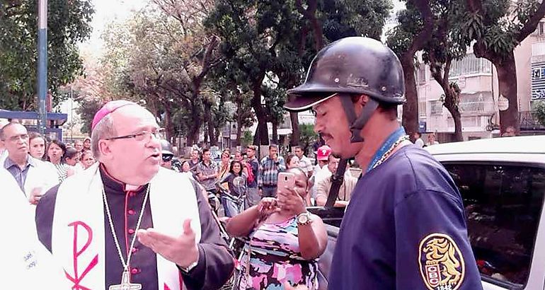Venezuela Impiden ingreso de obispo a hospital de nios