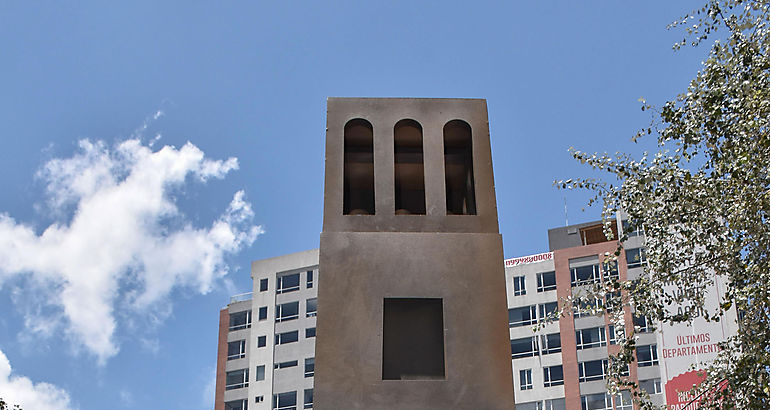 La Torre de Panam la Vieja une a Panam y Ecuador 