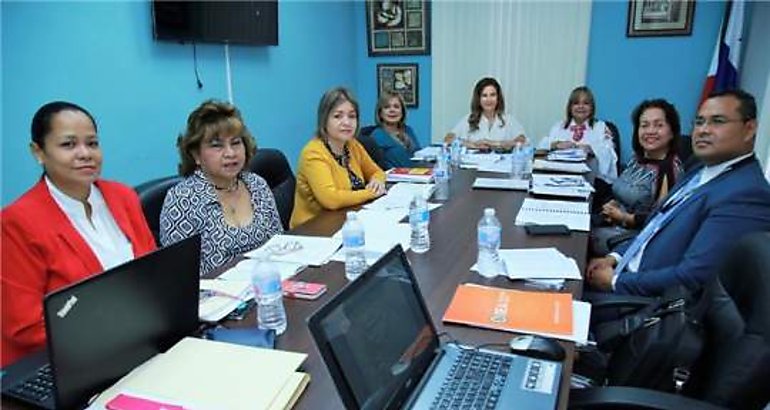 CONACAJU revisa observaciones al proyecto de Reglamento de Carrera Administrativa Judicial