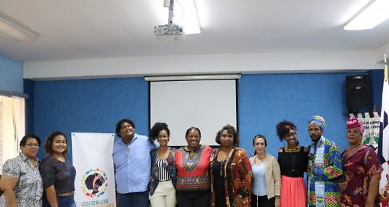 Estudiantes realiza Exposicin 500 Postales de Cocl
