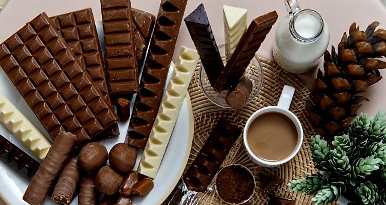 CHOCOLATE