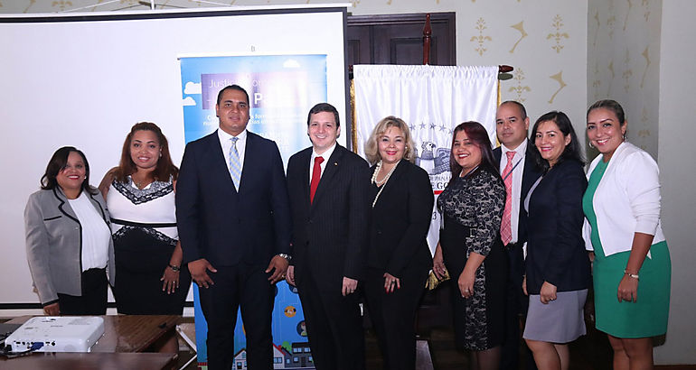 Comisin Interinstitucional de Justicia Comunitaria de Paz se rene en MinGob 