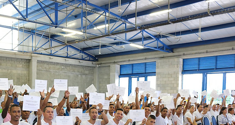 INADEH en los Centros Penitenciarios