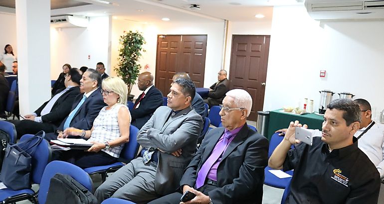 Empresas presentaron propuesta para operar frecuencias FM