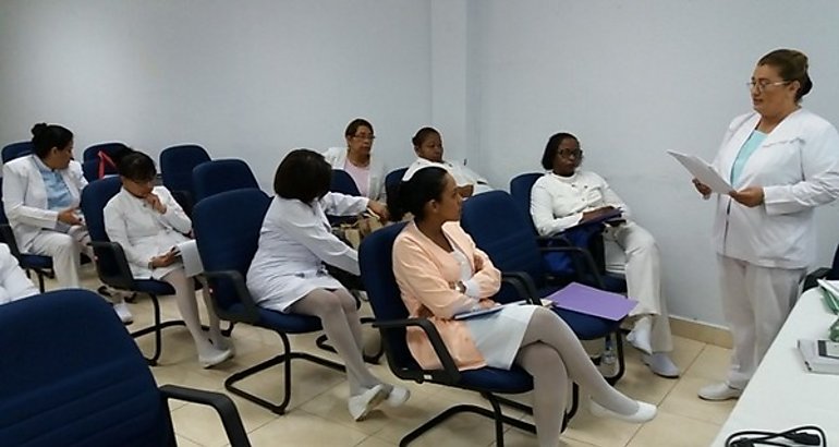 Enfermeras de Panam Oeste presentan diagnostico de la comunidad 