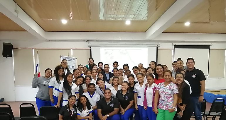 UDELAS realizo talleres para estudiantes de la licenciatura en terapia respiratoria