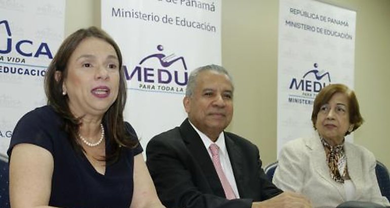 Instalan mesa de trabajo para mejorar la formacin docente