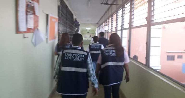Defensoria del Pueblo visita el Hospital del Nio
