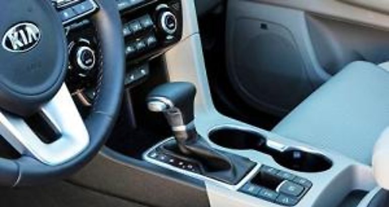 Kia desarrolla el primer control activo de cambios para hbridos