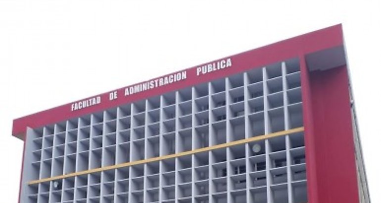 La Facultad de Administracin Pblica del a Universidad de Panam