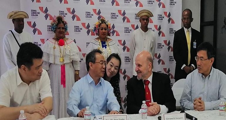 ZLC recibe delegacin municipal de Shanghai