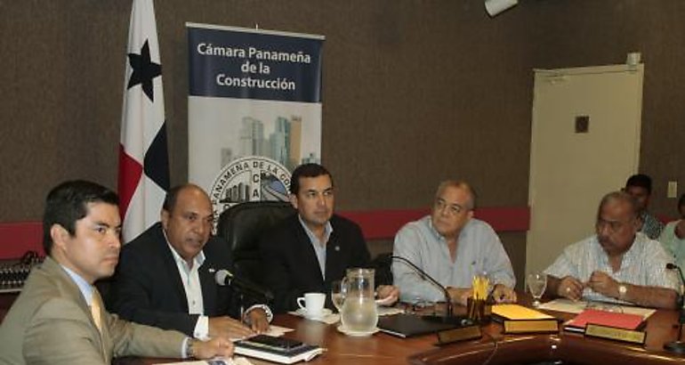 Meduca y Capac se renen para abordar temas sobre infraestructuras escolares