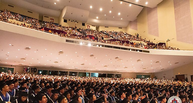 USMA gradua a 876 profesionales en el ao de su quincuagsima promocin