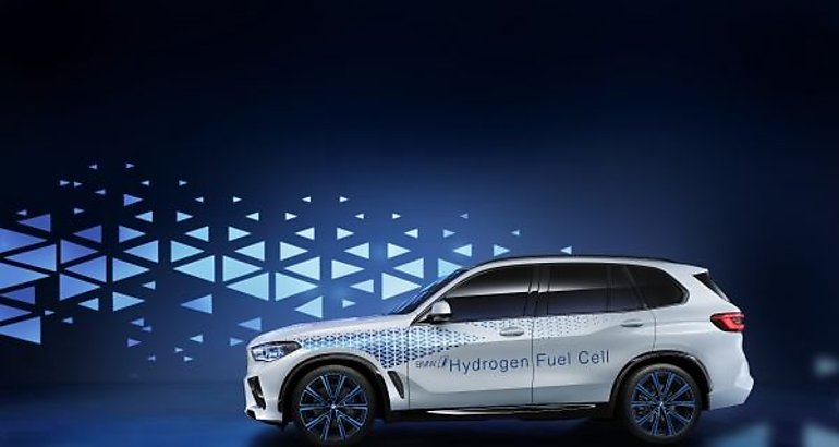  BMW i Hydrogen NEXT 