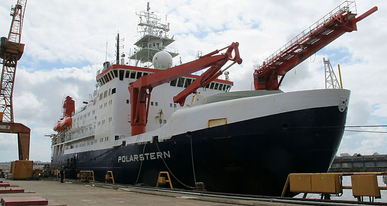 El rompehielos de investigacin alemn RV Polarstern