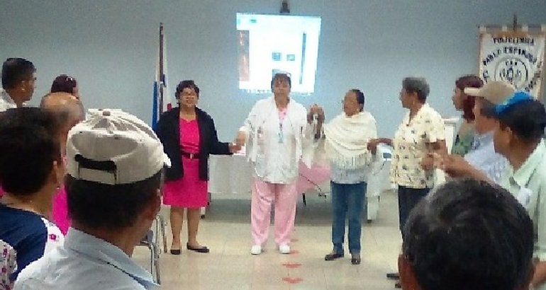 Bugaba realiza convivi Importancia de los Controles de Salud en el Adulto Mayor