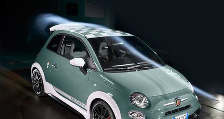 Abarth 695 70 Aniversario