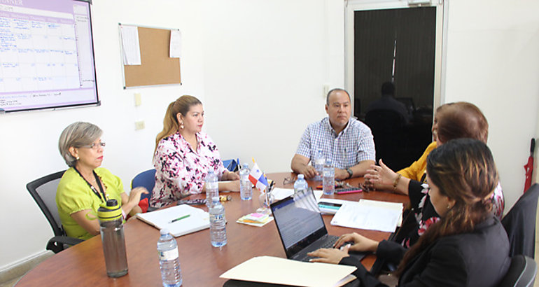 Ultiman detalles para la participacin del IPHE en la Feria del Beb de 2020 