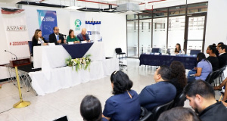 Taller para fortalecer la democracia