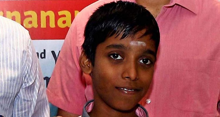 Praggnanandhaa rey mundial de Ajedrez sub18