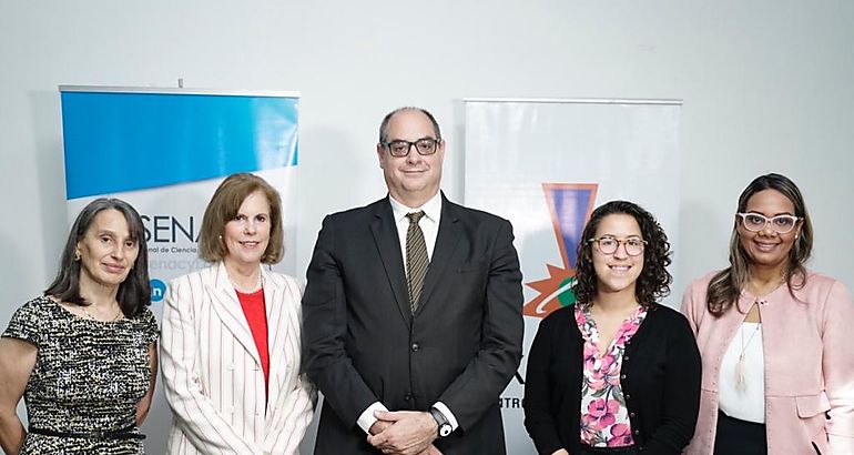 La SENACYT realiz la Inauguracin del Rincn Clubhouse Explora