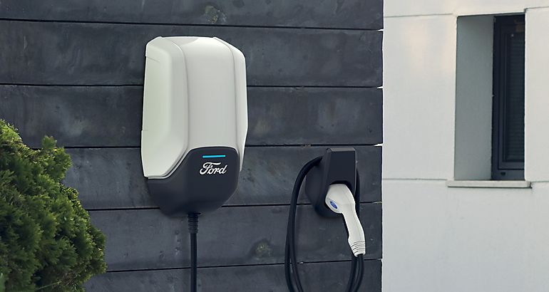 Ford presenta la red de carga de vehculos elctricos