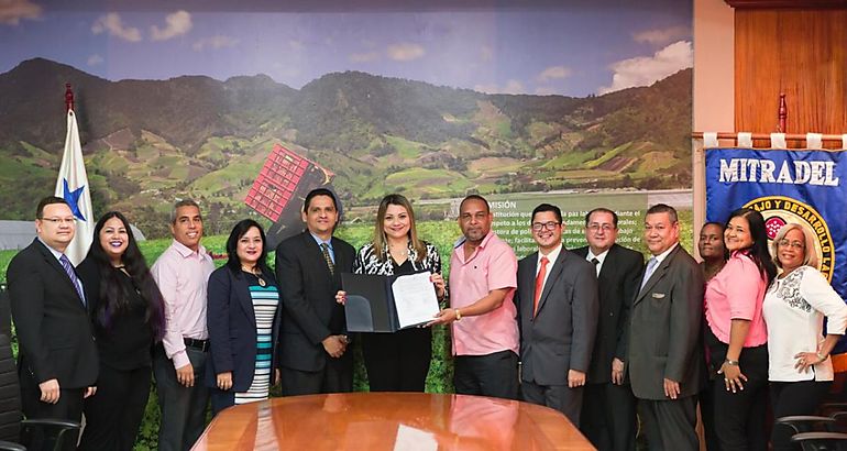 Convenios colectivos ratificados por Mitradel garantizan la paz laboral