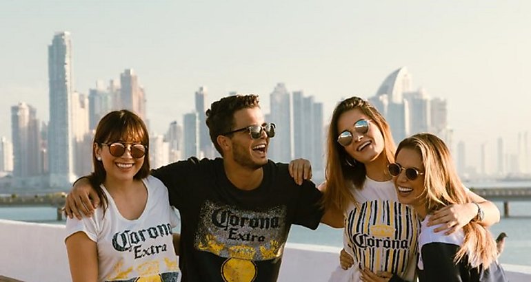 Corona y Parley buscan proteger la vida marina