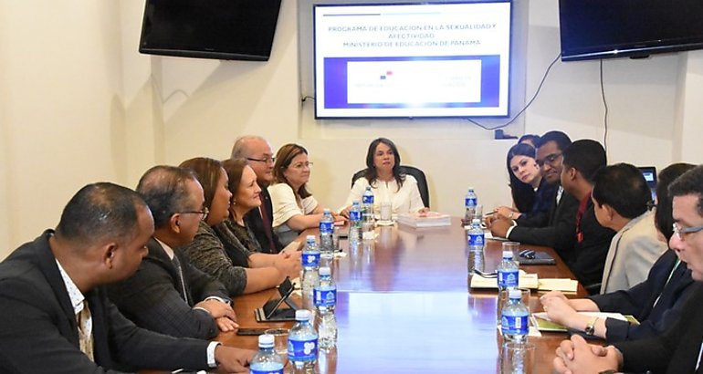 Inicia capacitacin de docentes en las Guas de Educacin en la Sexualidad y Afectividad
