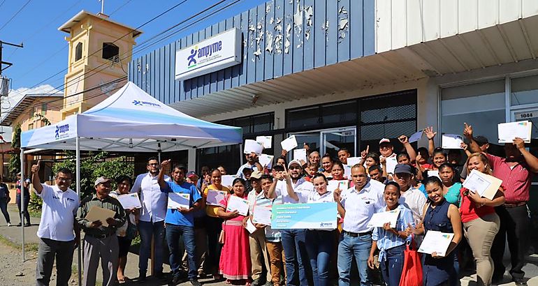 AMPYME asigna ms de 40 mil balboas en capital semilla para el desarrollo de planes de negocios en Bar Chiriqu