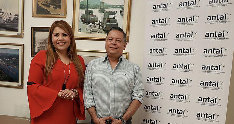 Elsa Fernndez directora de la ANTAI se reuni con el Presidente del Consejo Provincial HR Abdiel Sandoya 