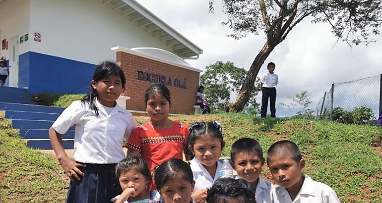 escuelas en reas de difcil acceso y en las comarcas