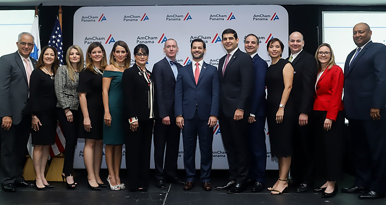 Toma de Posesin del nuevo Presidente de AmCham 2020 Luis H Moreno IV