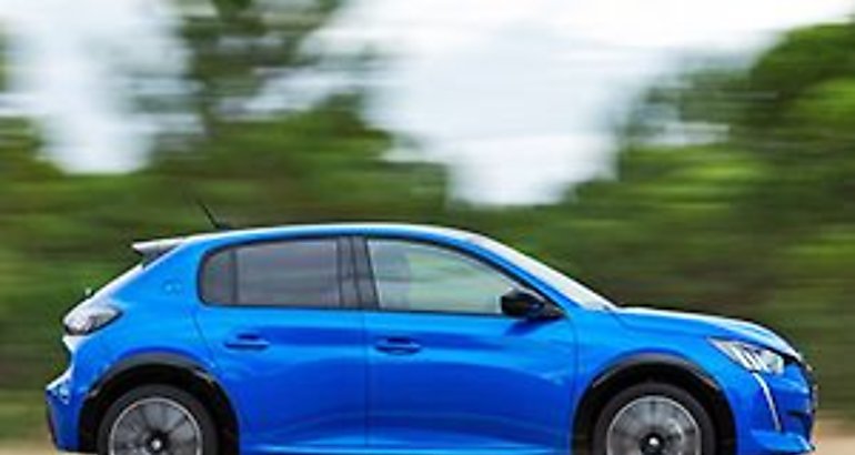 Peugeot 208 12 PureTech EAT8 130 CV GT Line