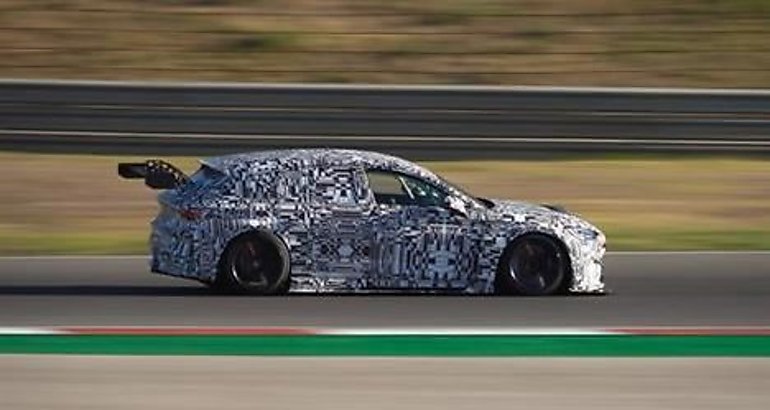 Un coche de carreras impreso en 3D