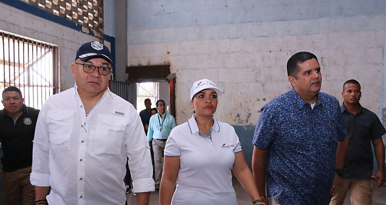 Aturidades recorriern Complejo Penitenciario Nueva Esperanza en Coln