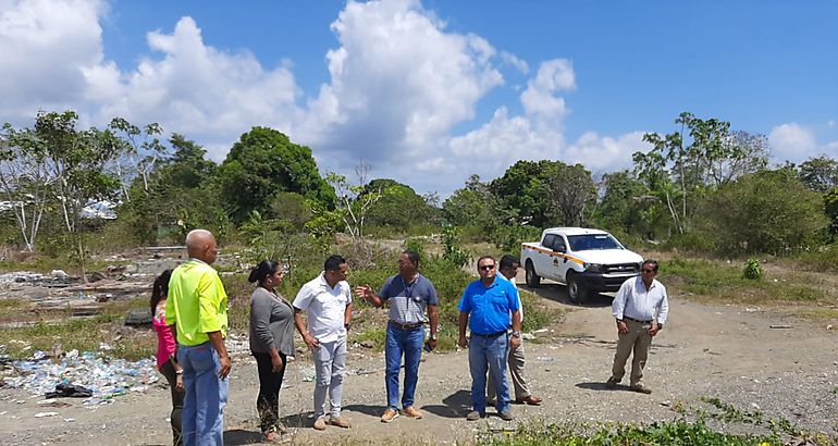 Director del MOP en la provincia de Chiriqu realiza gira de trabajo en el distrito de Bar