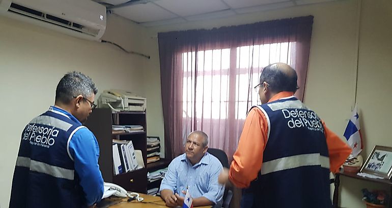 Defensora del Pueblo en La Chorrera se reunio con el IDAAN ante problemtica con el servicio de agua potable