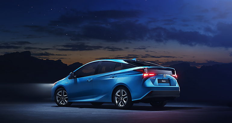  Toyota Prius 125H AWDi