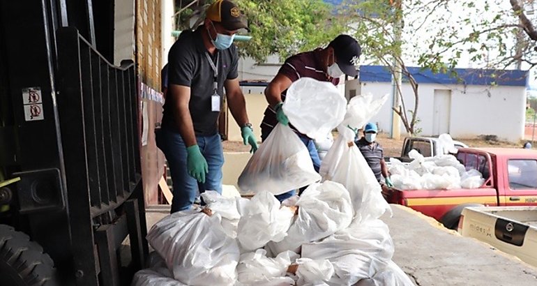 Gobierno Nacional distribuye 13000 bolsas de comida en Herrera
