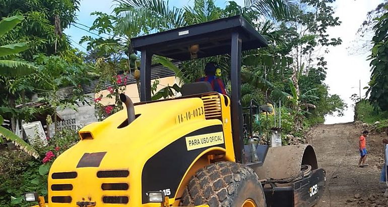 Rehabilitan caminos en Nuevo San Juan provincia de Coln