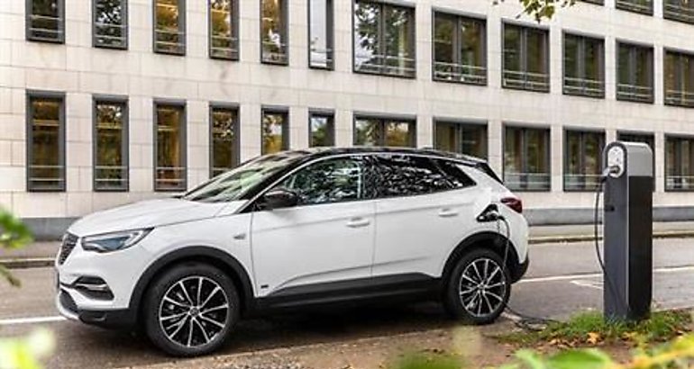 Opel Grandland X primer hbrido enchufable con traccin delantera