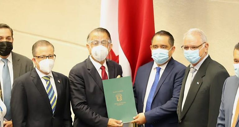 Presentan ley de Agroparques a la Asamblea Nacional