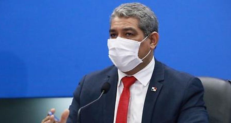 El ministro de Salud Luis Sucre