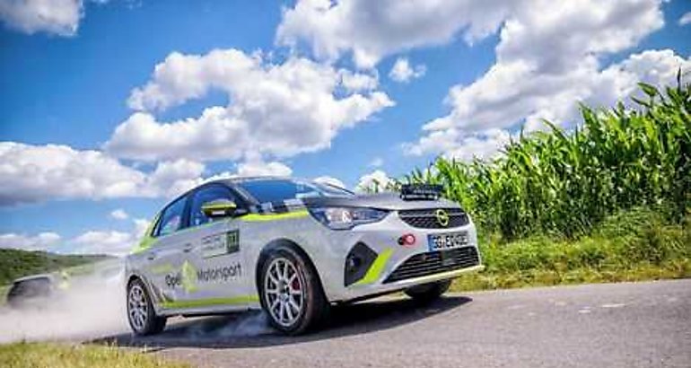 Opel Corsae Rally la seguridad es lo primero