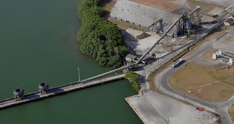 La Terminal Granelera Desarrollo Posicional SA Depsa Panam del puerto Cristbal en Coln