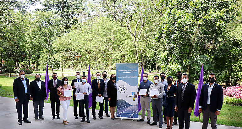 Graduacin del primer Diplomado en Calentadores Solares