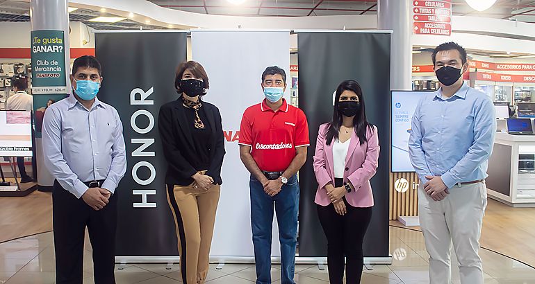 HONOR llega a las tiendas Panafoto con lo ltimo en tecnologa 