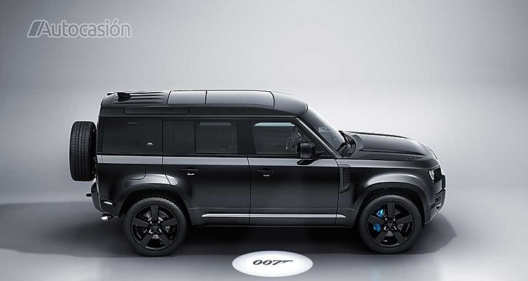 Land Rover Defender V8 Bond Edition