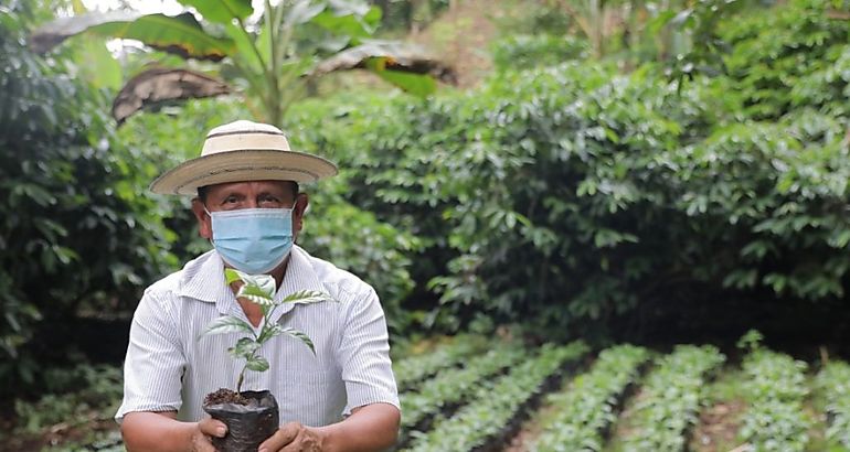 Jos Angel Vargas ganador del concurso nacional del Da del Productor y Profesional de las Ciencias Agropecuarias 2021